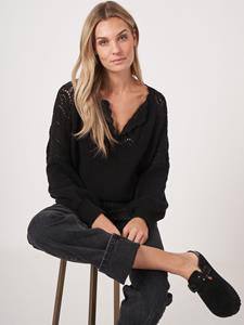 REPEAT cashmere Katoenen pofmouw trui met gehaakte details