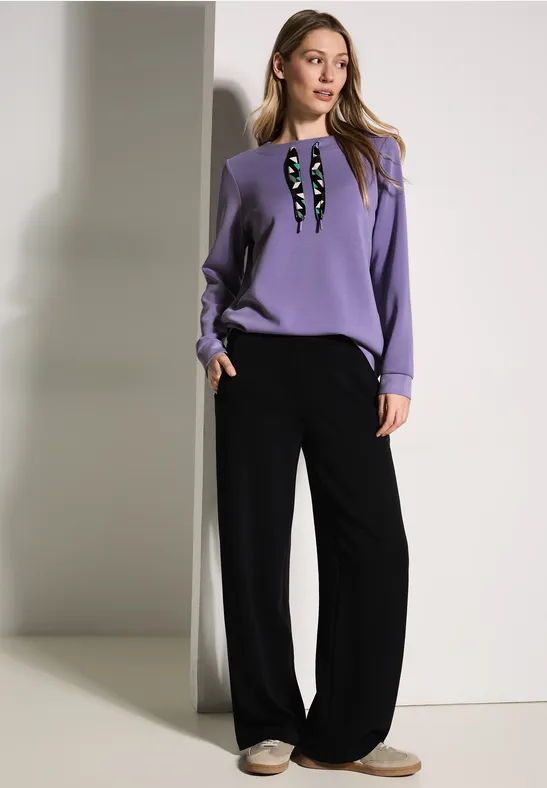 Cecil Sweatshirt