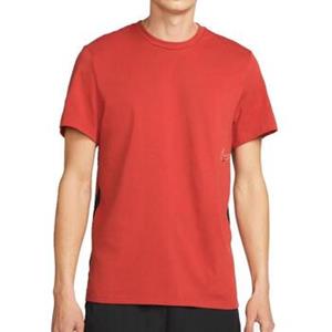 Nike T-shirt  -