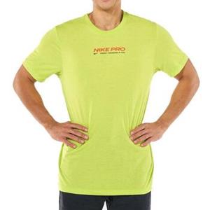 Nike T-shirt  -