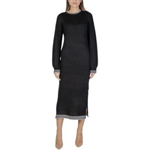 Vila Korte Jurk  VISONJA MIDI BODYCON MIDI KNIT DRESS /KA 14103827