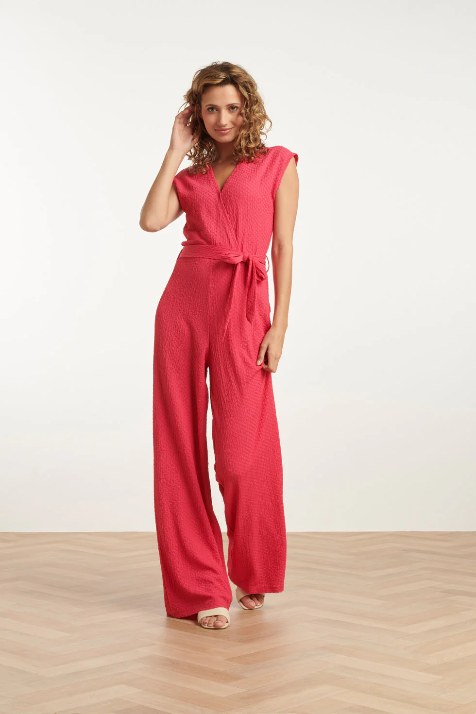 Smashed Lemon 25116 roze stretchy crinkle jumpsuit