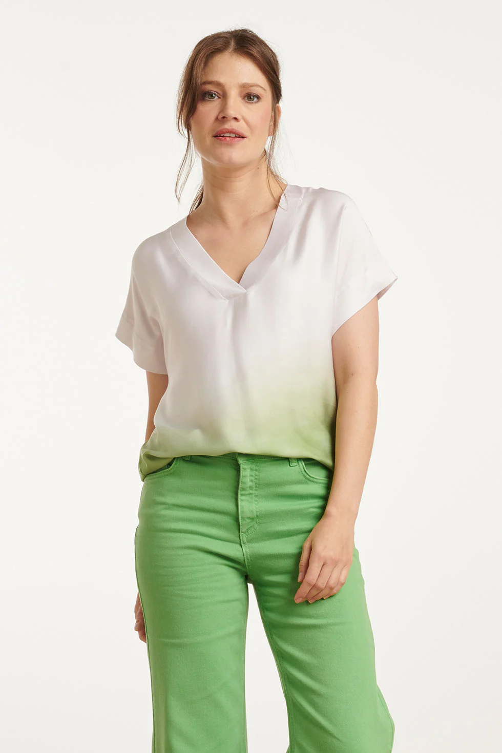 Smashed Lemon 25023 loose fit v-paneel top met groen ombre print