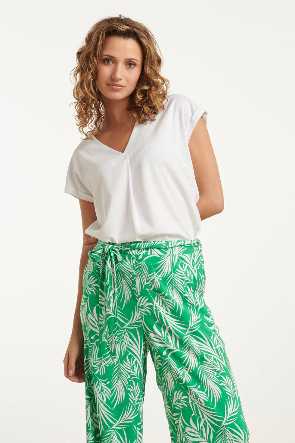 Smashed Lemon 25148 witte linnen top met v-hals