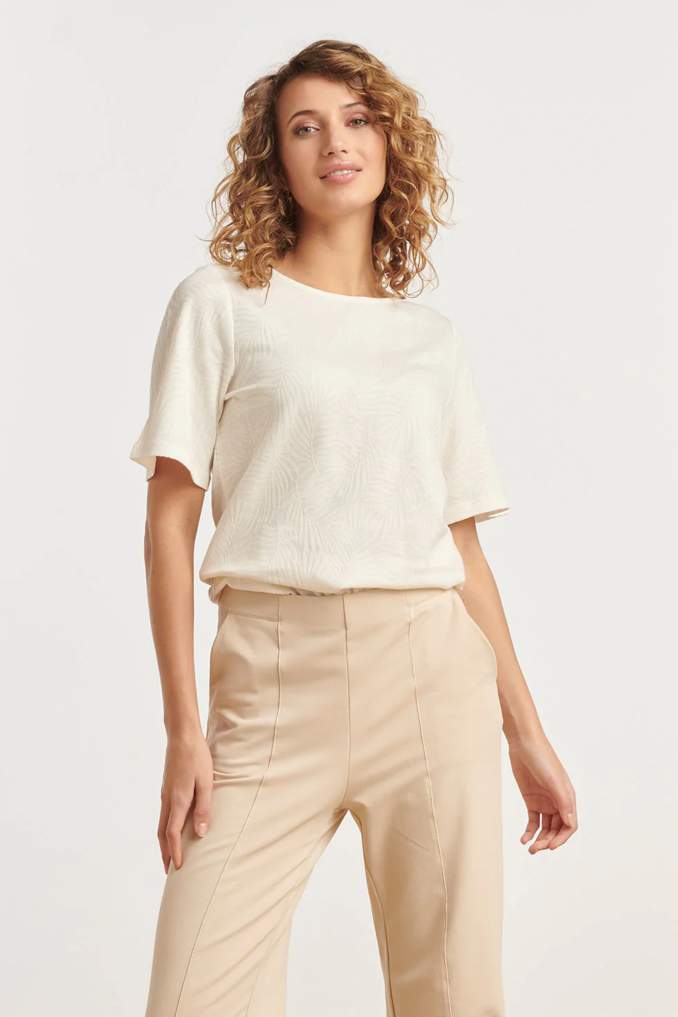 Smashed Lemon 25169 off-white bladtextuur top