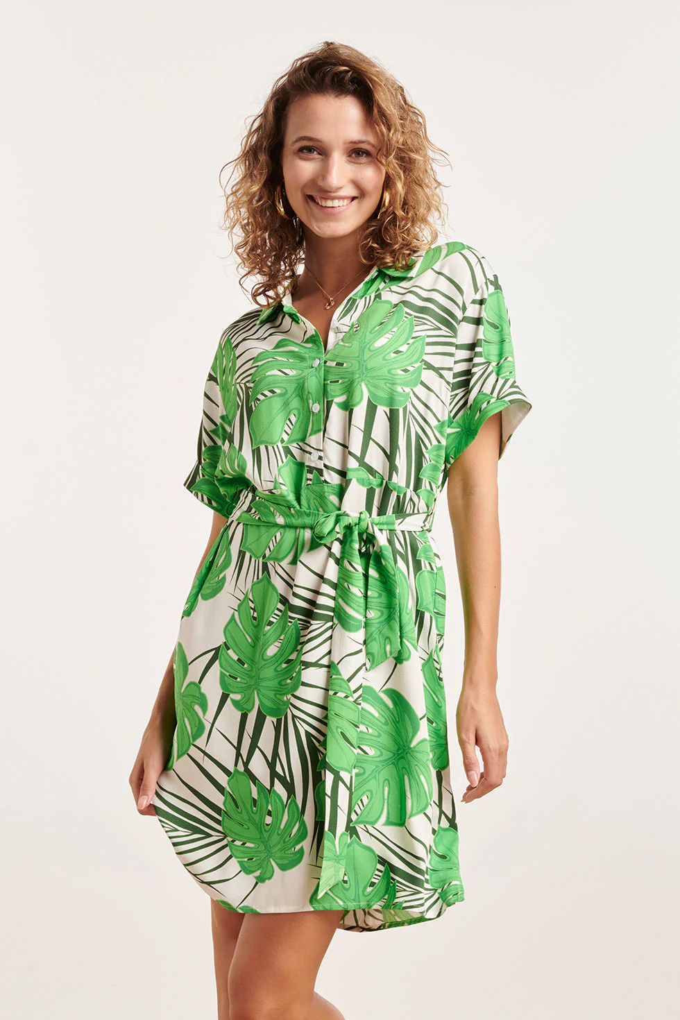 Smashed Lemon 24331 kort groen blad patroon overhemd jurk