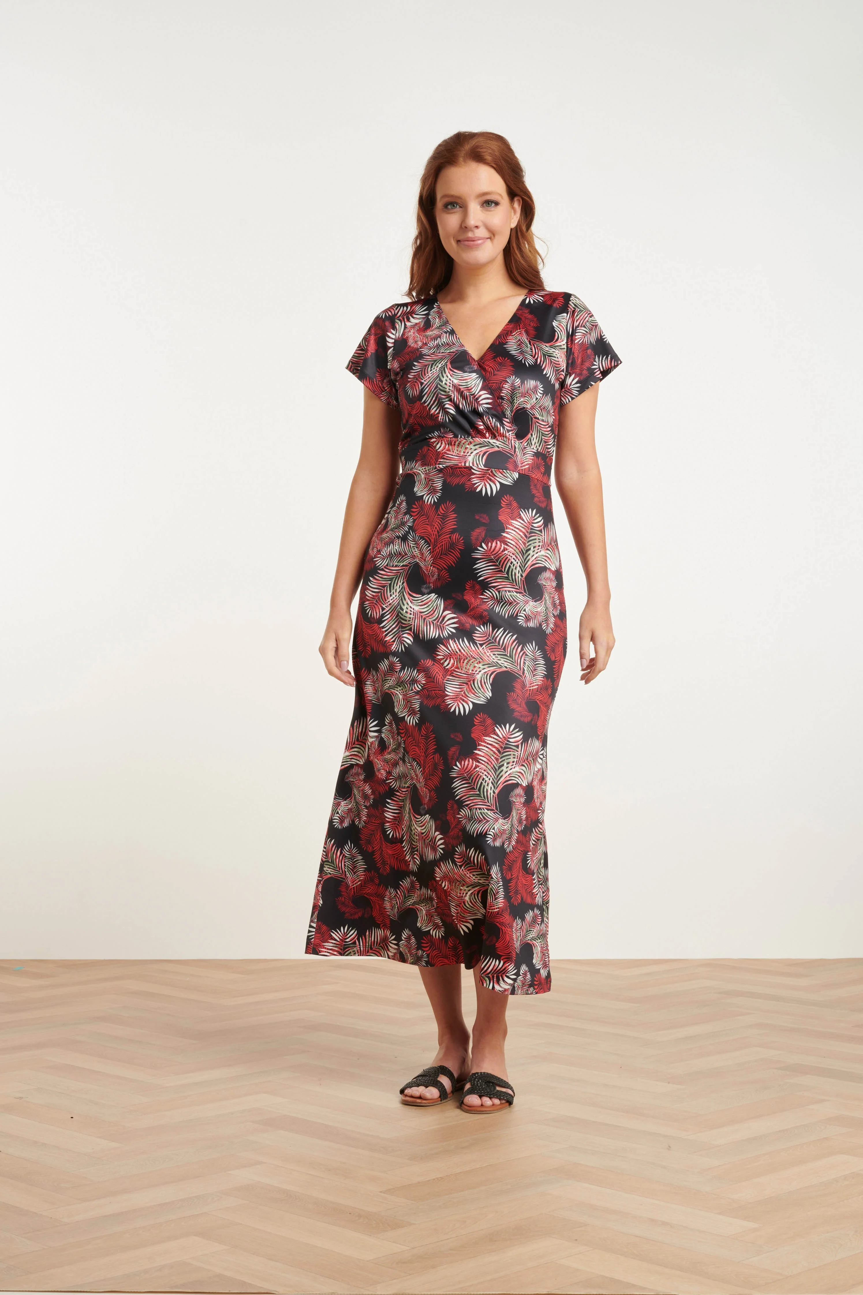 Smashed Lemon 24421 zomerjurk met bladprint stretch en licht