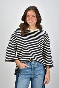 Ami Paris gestreepte t-shirt met 3/4 mouwen creme