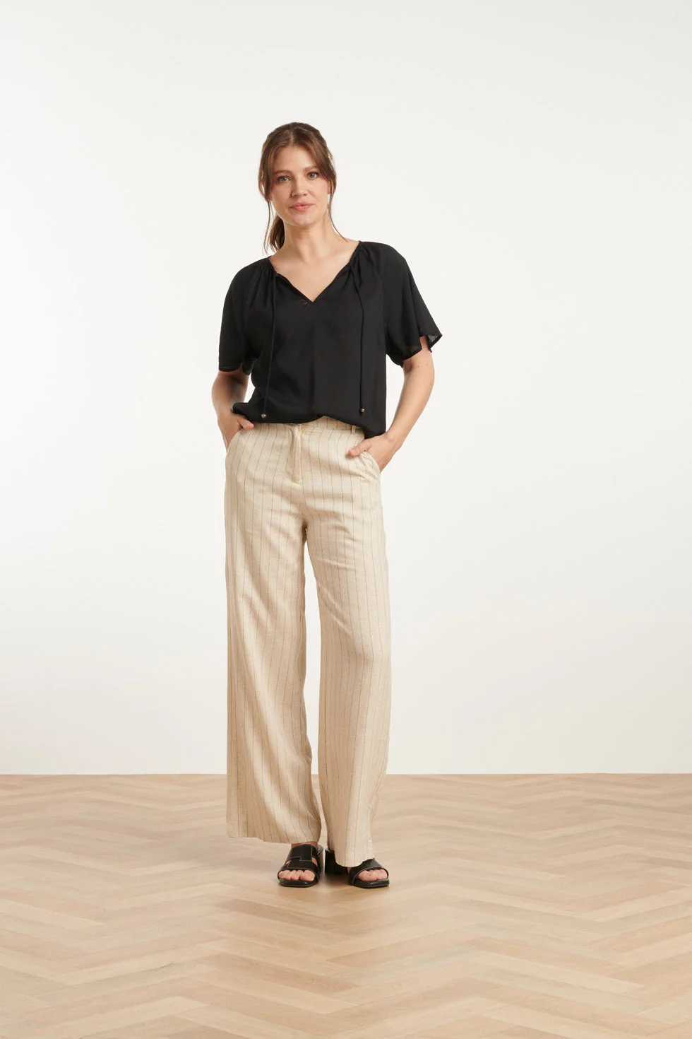 Smashed Lemon 25127 sand pinstriped linnen trousers