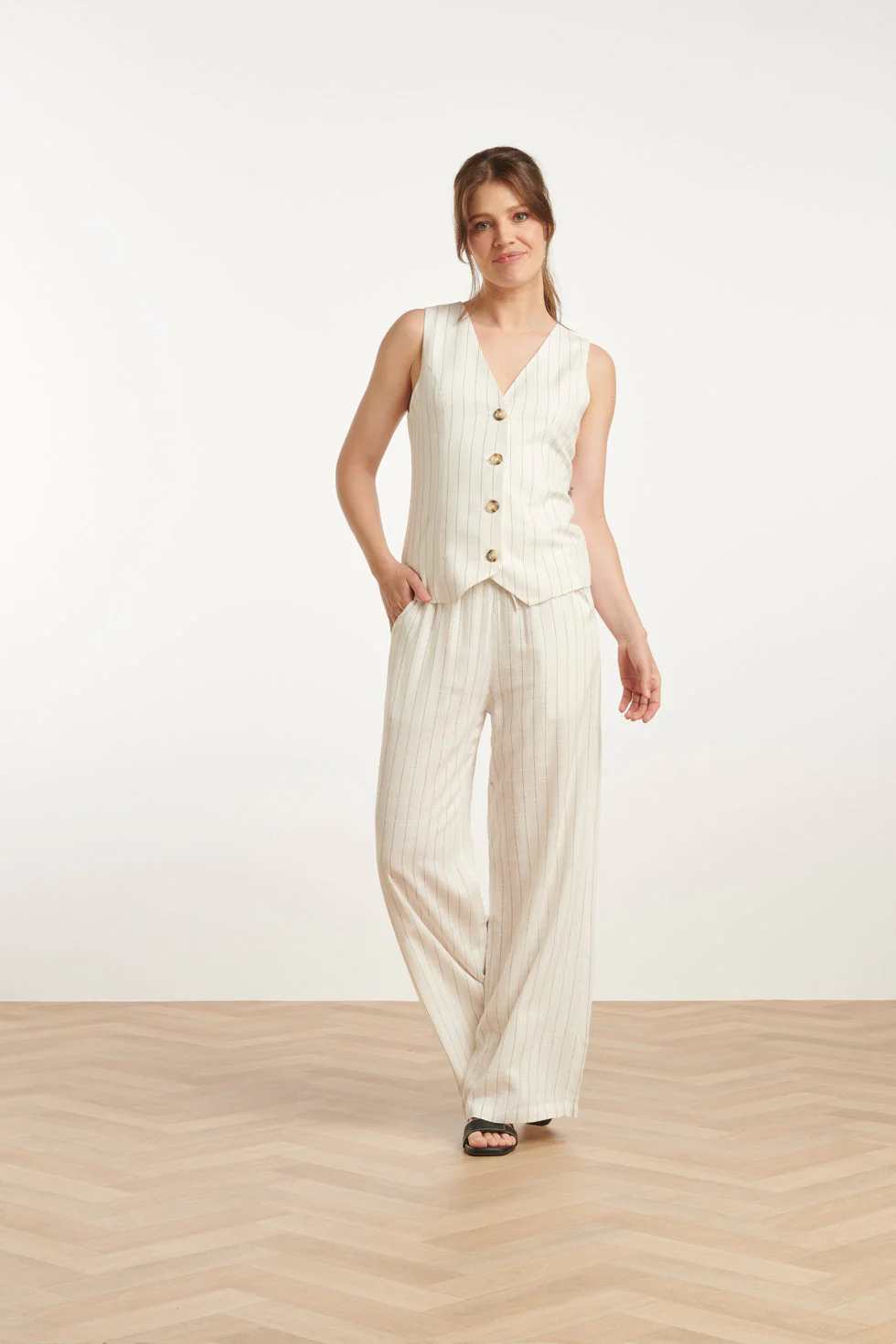 Smashed Lemon 25131 witte pinstripe linnen broek
