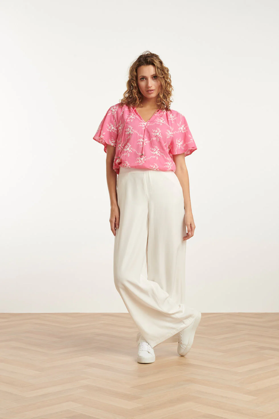 Smashed Lemon 25141 witte rayon satin broek