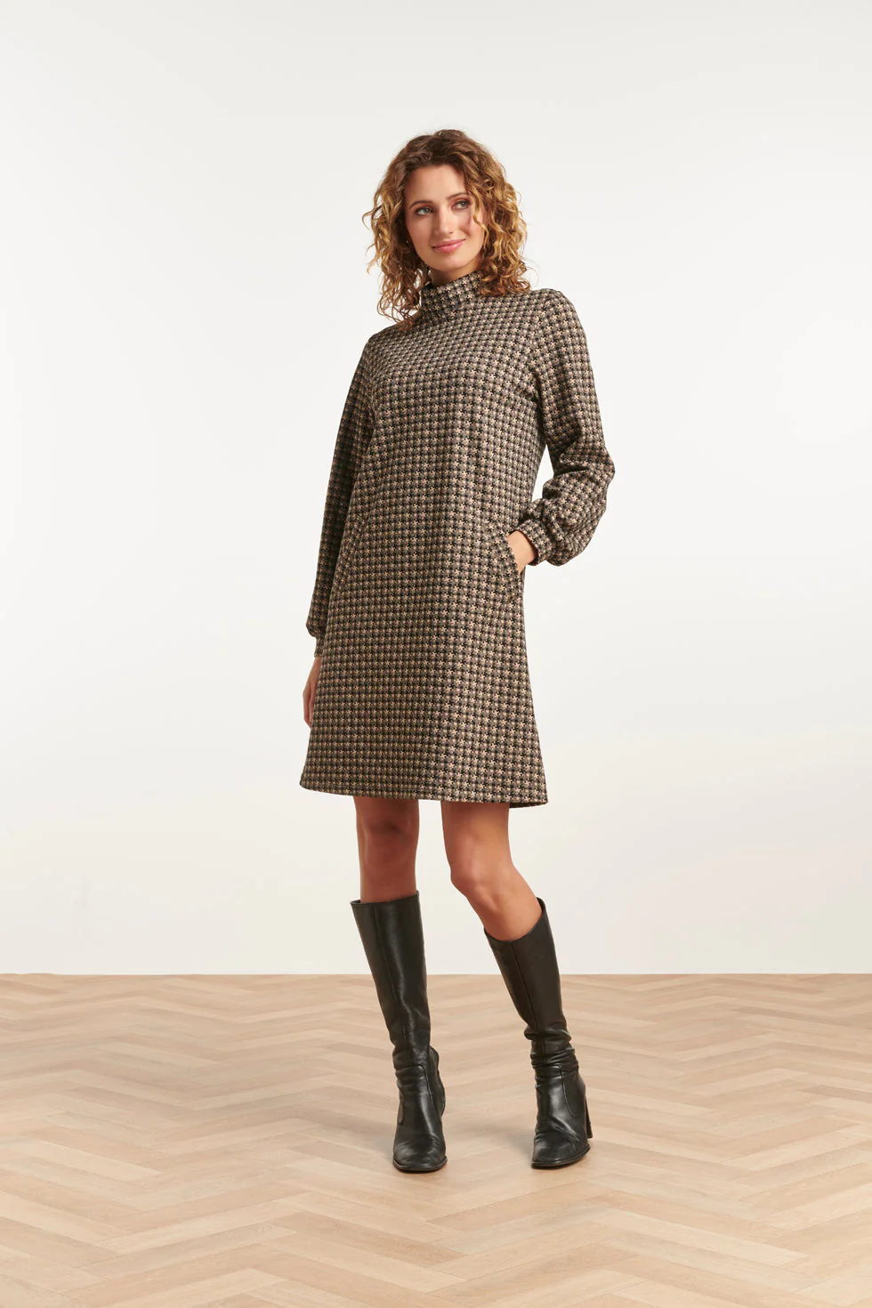 Smashed Lemon 23513 dames midi jurk met col vintage print |