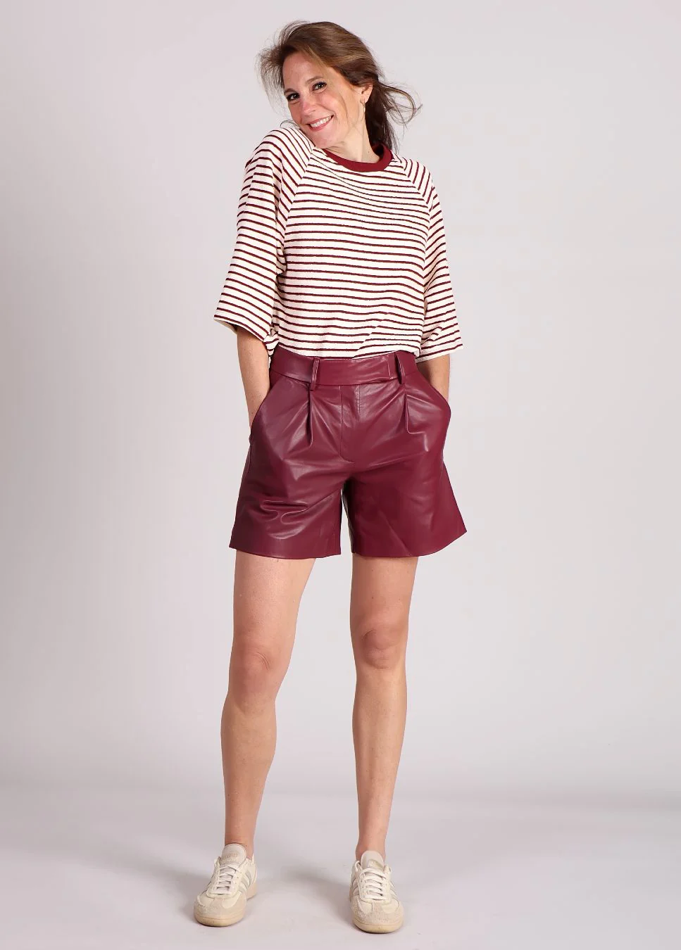 Co'Couture Phoebecc leather pleat shorts burgundy