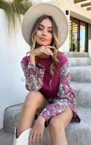 Jurkjes Bloemen Flared Sleeve Trui Flora Burgundy