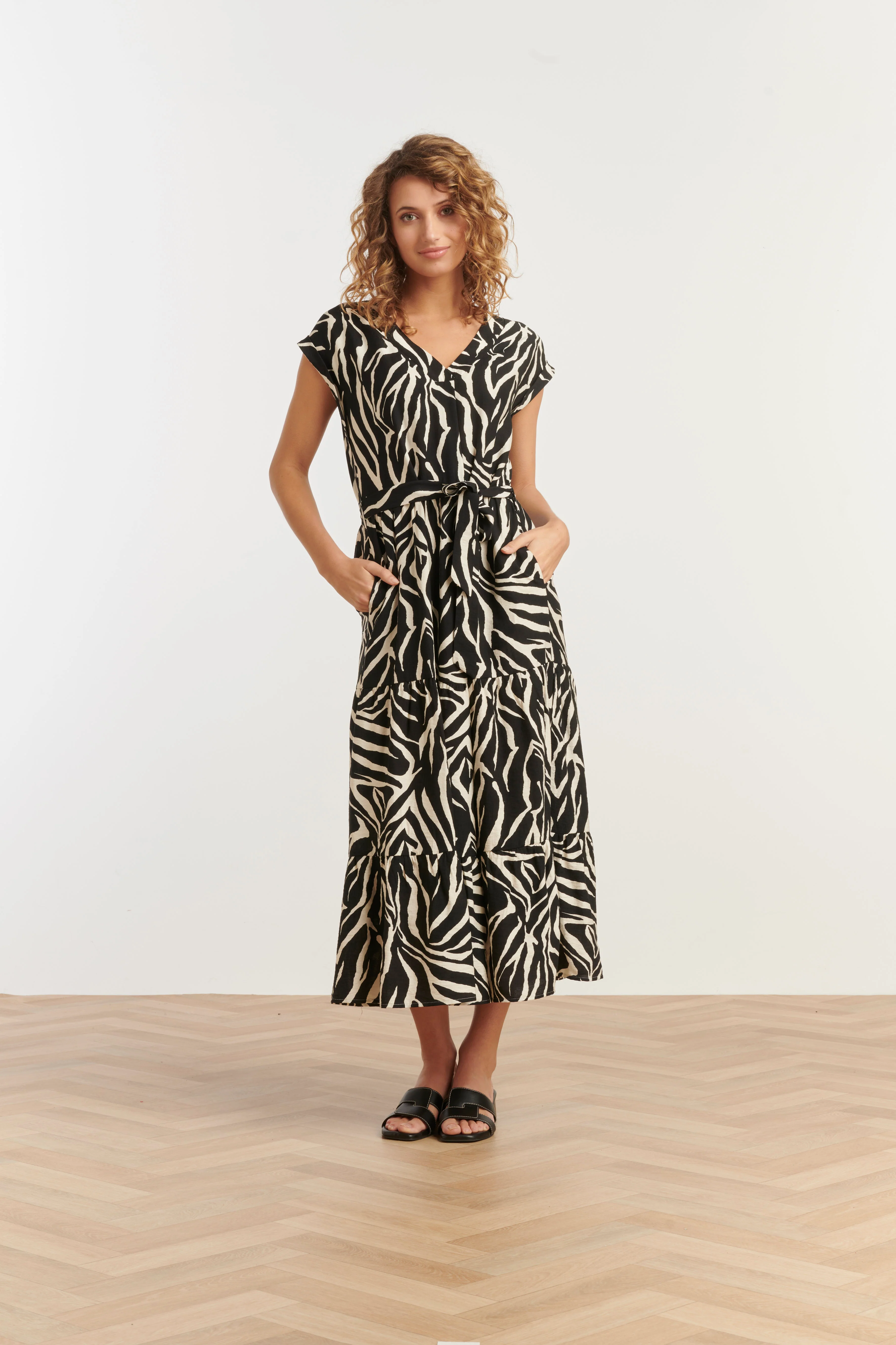 Smashed Lemon 35125, jurken |