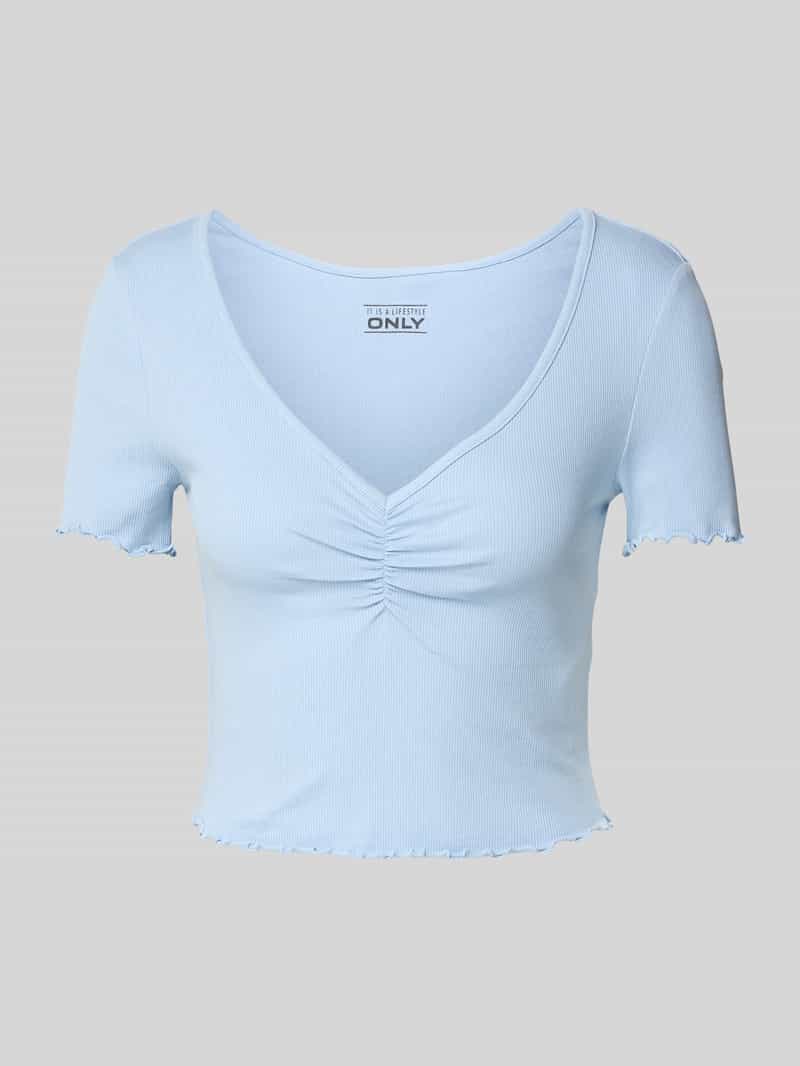 Only Shirt met korte mouwen ONLBETTY S/S V-NECK TOP CC JRS