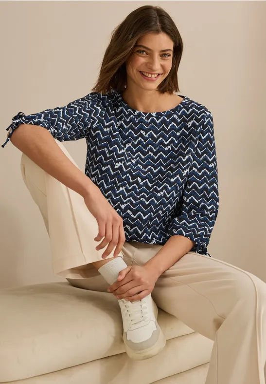 Cecil Blouse met lange mouwen gedessineerd
