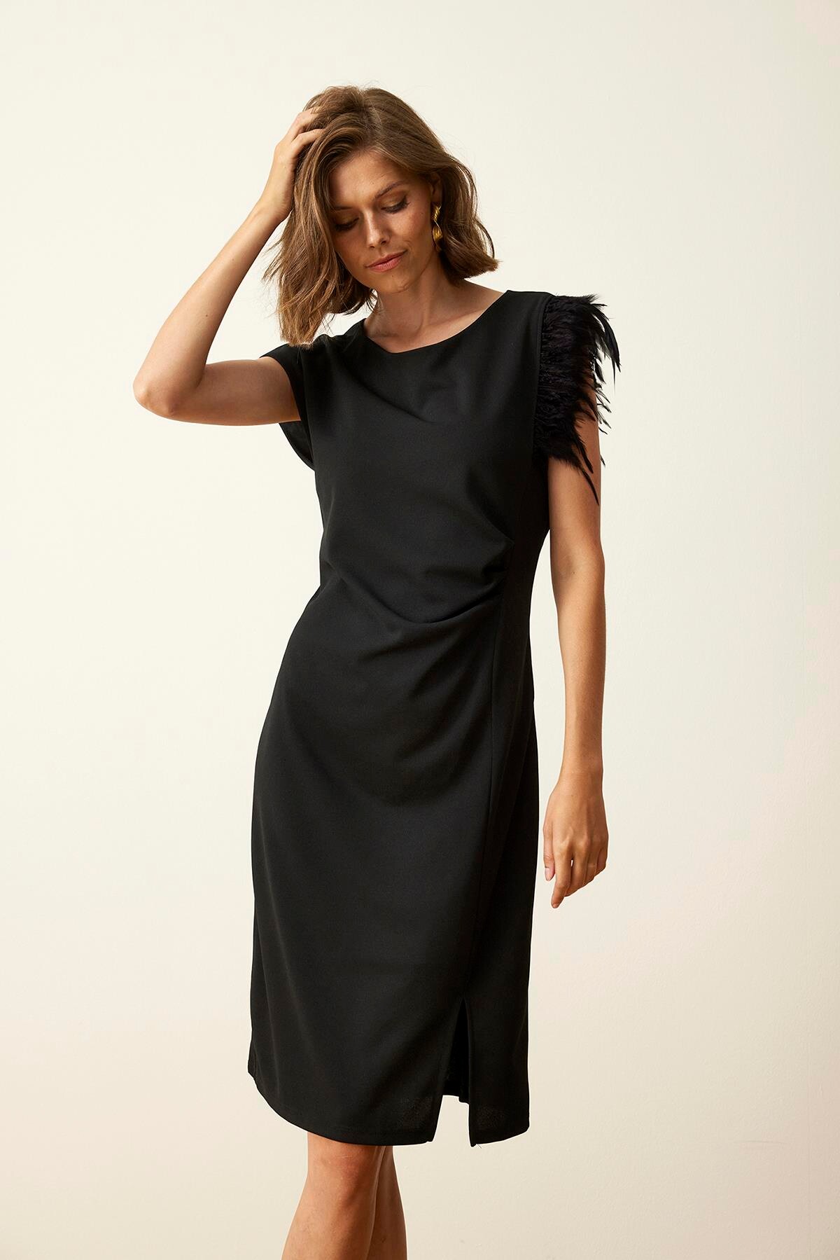 IN FRONT CARO DRESS 15987 999 (Black 999)