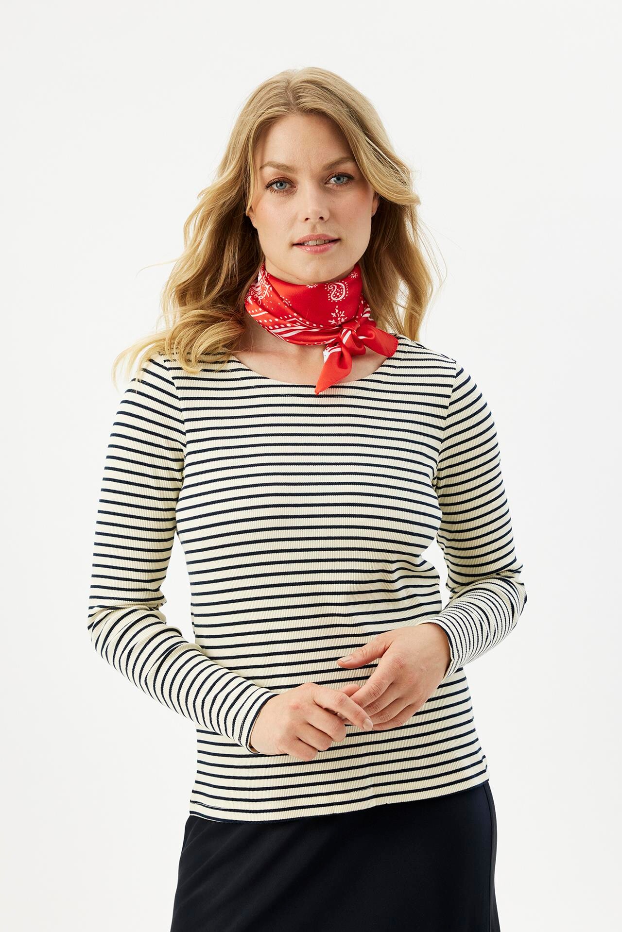 IN FRONT MARTHA T-SHIRT 16349 020 (Off White 020)