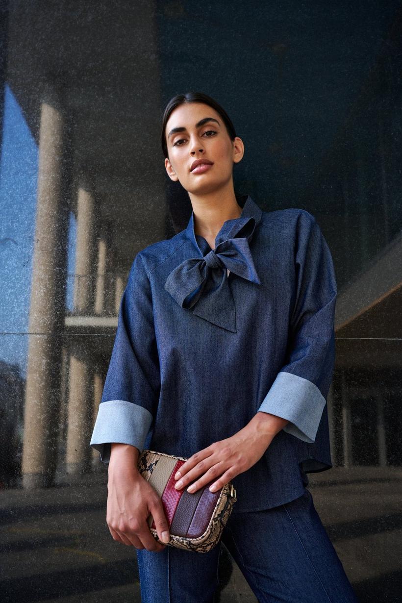 Mayerline A-lijnblouse In Denim Met Halsstrik