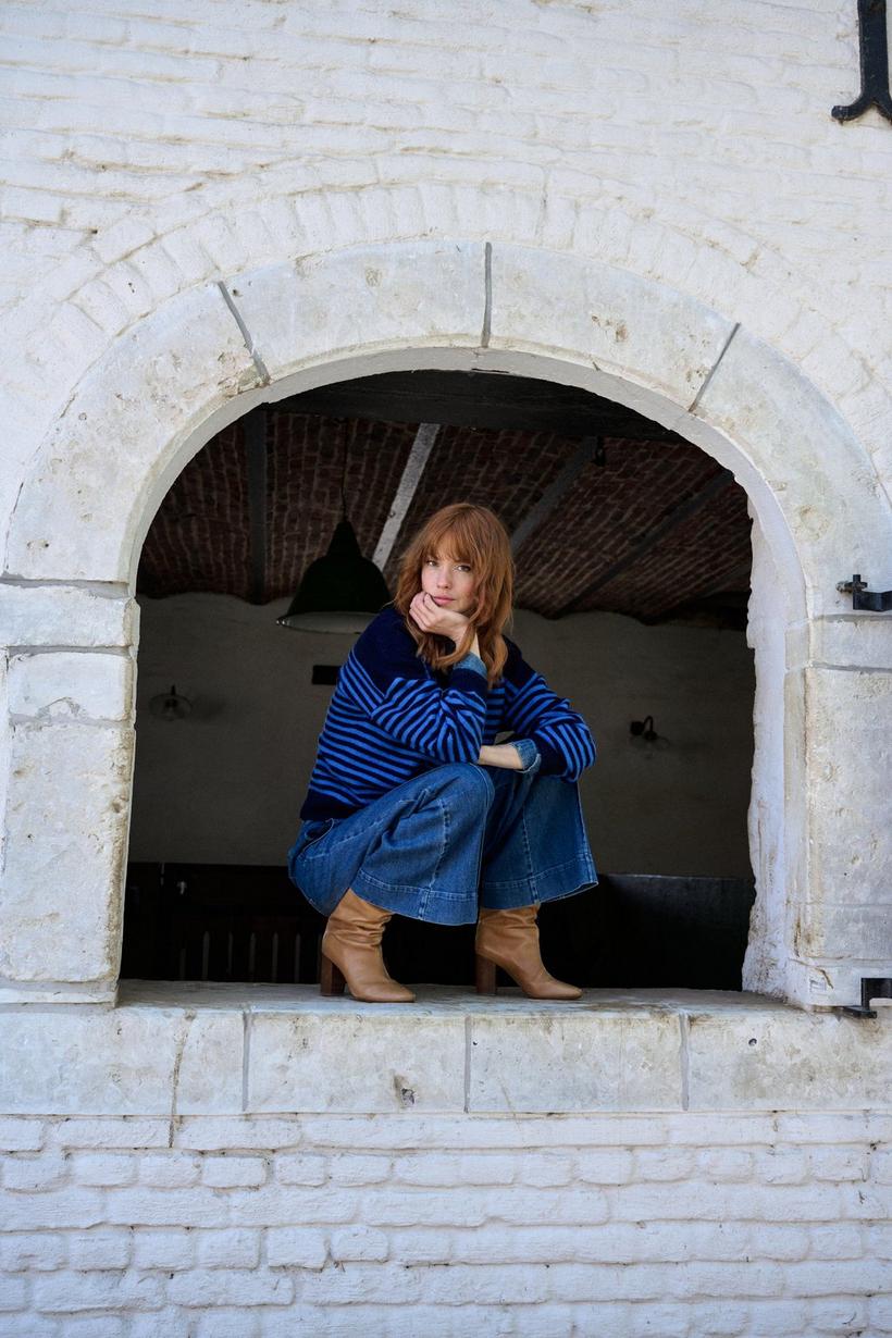 Améline Gestreepte Trui Met V-hals