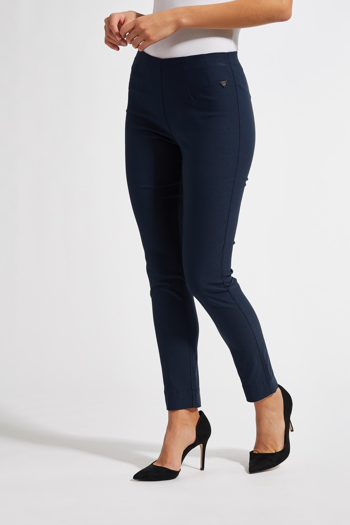 LAURIE Damen vegan Hose Vicky Slim Sl Marineblau