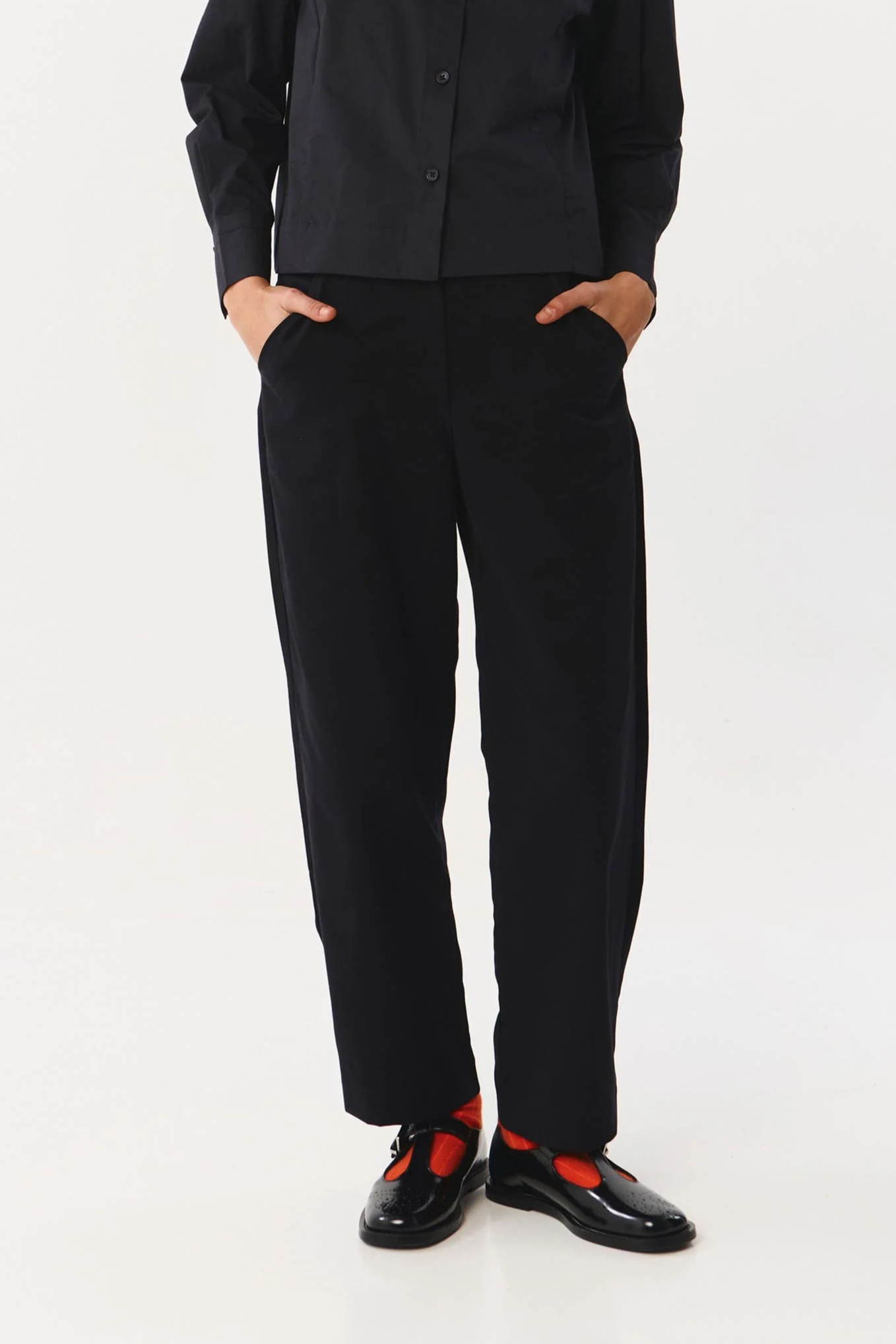 SUITE13LAB Damen vegan Hose Cannes Satin Schwarz