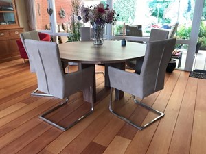 ShopX Leren eetkamerstoel dare met armleuning, bruin leer, bruine keukenstoelen