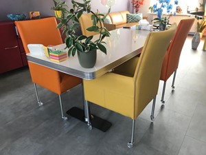 ShopX Leren eetkamerstoel spark, geeloranje leer, geleoranje keukenstoelen