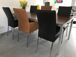ShopX Leren eetkamerstoel royal met armleuning en real, bruingrijs leer, bruinegrijze keukenstoelen