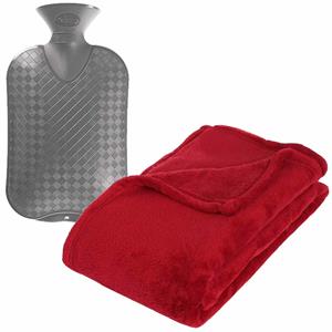 Atmosphera Fleece deken/plaid Rood 125 x 150 cm en een warmwater kruik 2 liter -