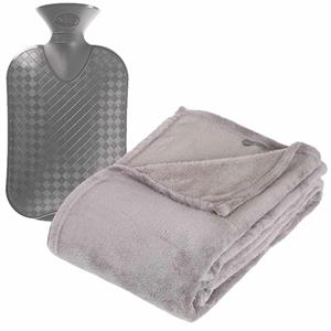 Atmosphera Fleece deken/plaid Zilvergrijs 125 x 150 cm en een warmwater kruik 2 liter -