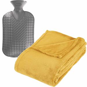 Atmosphera Fleece deken/plaid Okergeel 130 x 180 cm en een warmwater kruik 2 liter -