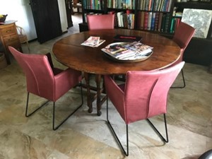 ShopX Leren eetkamerstoel mate met armleuning, rood leer, rode keukenstoelen
