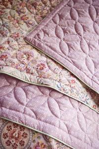 Pip Studio El Bordado Quilt Pink