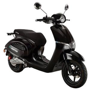 Nipponia eLegance Escooter met vespa look