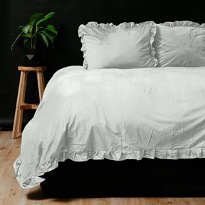 BSCI en Oekotex Ruffles Velvet Dekbedovertrek Wit-Lits-jumeaux (240 x 200/220 cm)