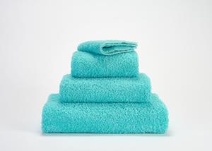 Abyss & Habidecor Super Pile 17 X 22 370 turquoise