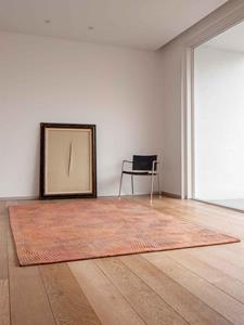 Louis de Poortere  Coral Meditation Volcano 9230 - 80x250 cm Vloerkleed