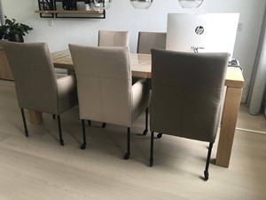 SHOPX HUISCOLLECTIE Set van 6 leren eetkamerstoelen - met wieltjes en hoge rug - bruin leer - Echt leer, Modern, ontdek de vele Leersoorten en Kleuren bij ShopX