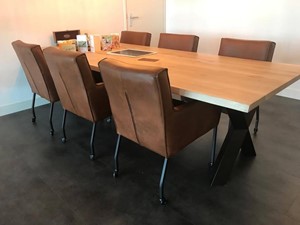SHOPX HUISCOLLECTIE Set van 6 leren eetkamerstoelen - met armleuning en wieltjes - cognac kleur leer - Echt leer, Modern, ontdek de vele Leersoorten en Kleuren bij ShopX