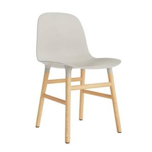 Normann Copenhagen Form Stoel - Eiken - Lichtgrijs