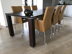 SHOPX HUISCOLLECTIE Set van 6 leren eetkamerstoelen met wieltjes en armleuning - bruin leer - Echt leer, Modern, ontdek de vele Leersoorten en Kleuren bij ShopX