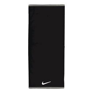 Nike Fundamental Handdoek
