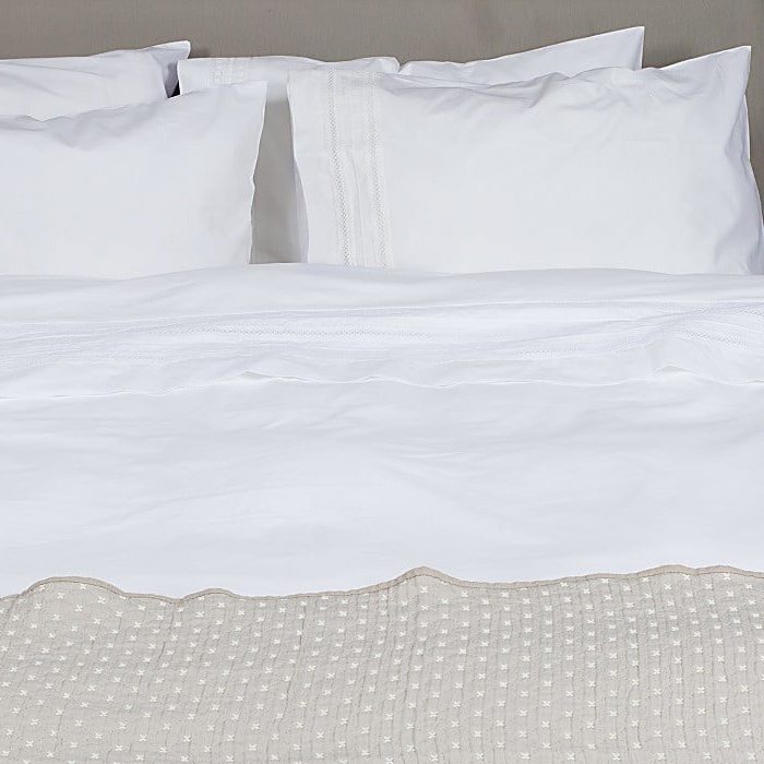 Town & Country Maryville Dekbedovertrek met Broderie Off-white-Lits-jumeaux (240 x 200/220 cm)