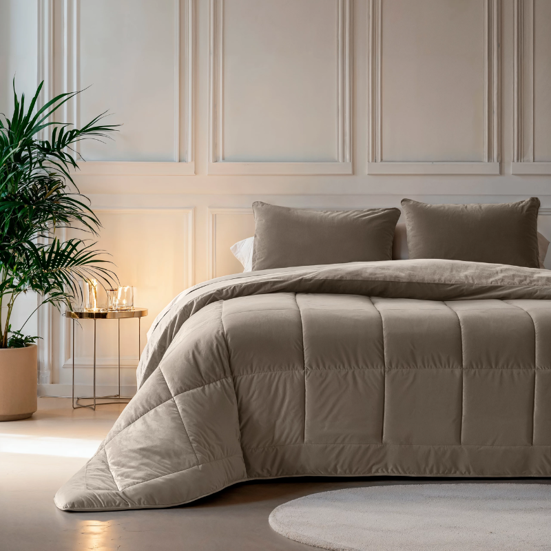 Sleeptime Dekbed Lazy Velvet - Easy - zonder overtrek - 140x200 cm (Eenpersoons) -  - 200 Gram per m² - 