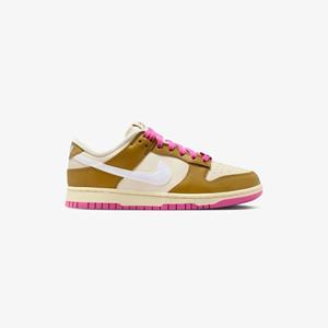 Nike Wmns Dunk Low Se