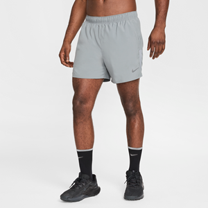 Nike Challenger multifunctionele 2-in-1 herenshorts met Dri-FIT (13 cm) - Grijs