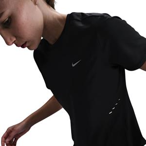 Nike Swift Dri-FIT hardlooptop met korte mouwen voor dames - Zwart
