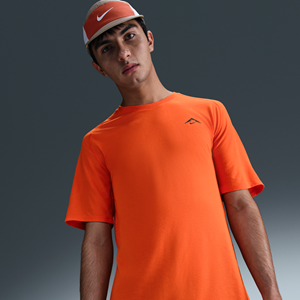 Nike Solar Chase Dri-FIT ADV hardlooptop met korte mouwen voor heren - Oranje